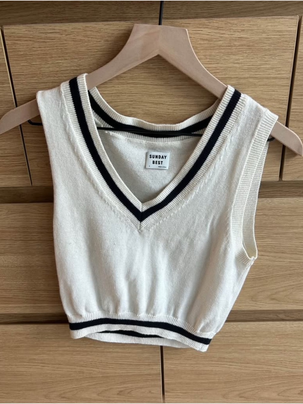 Sunday Best Cream Knit V-Neck Sleeveless Tank with Black Trim